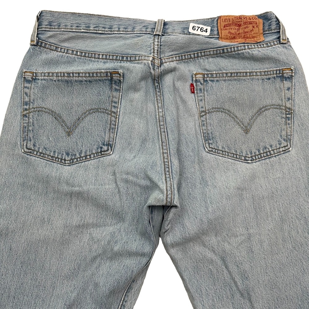 Levi’s 501 Jeans Men 34x34 Button Fly Light Blue Stone Wash Distressed Y2K VTG